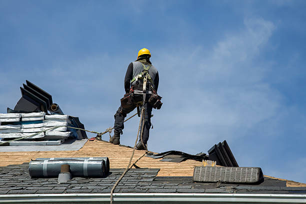 Professional Gutter Installation technician working in West Liberty, KY